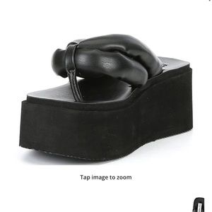 Steve Madden Billion Platform Sandals